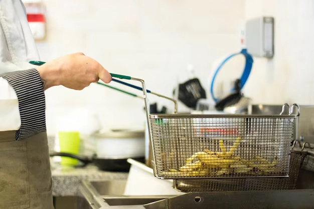 How to Maintain Hygiene by Cleaning Your Deep Fryer Basket Regularly?
